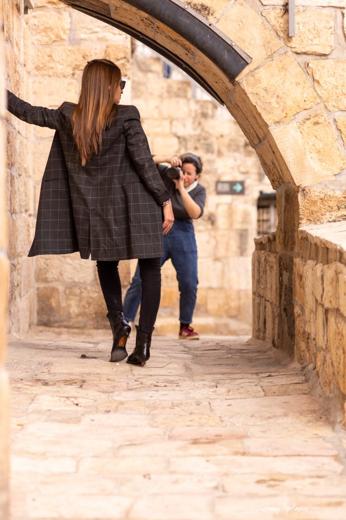 דוגמנים ליום אחד- טיילת החומות בירושלים